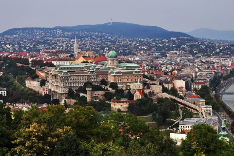 Budai kiadó irodák